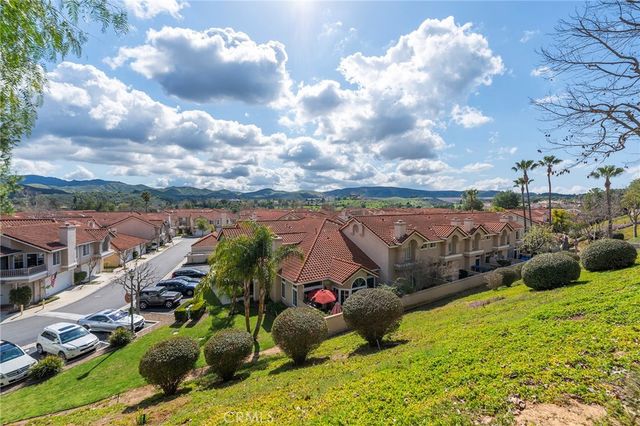 620 Ivywood F, Simi Valley, CA 93065