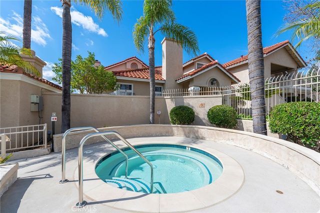 620 Ivywood F, Simi Valley, CA 93065