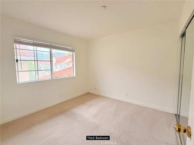 620 Ivywood F, Simi Valley, CA 93065