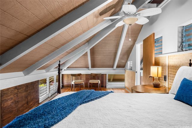 592 Kaimalino Street, Kailua, HI 96734