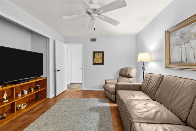 3134 EAGLES LANDING CIRCLE W 3134, Clearwater, FL 33761