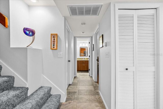 3134 EAGLES LANDING CIRCLE W 3134, Clearwater, FL 33761