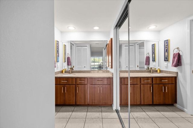 3134 EAGLES LANDING CIRCLE W 3134, Clearwater, FL 33761