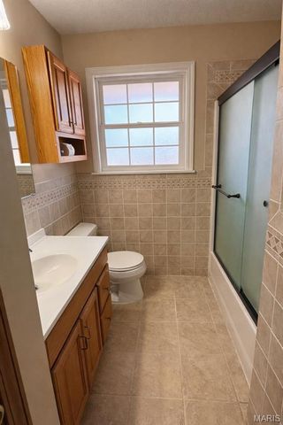 2341 Buller Drive, St Louis, MO 63114