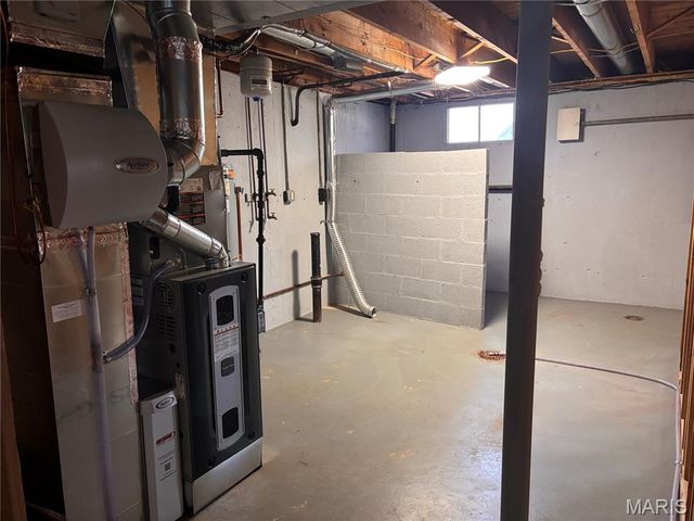 2341 Buller Drive, St Louis, MO 63114