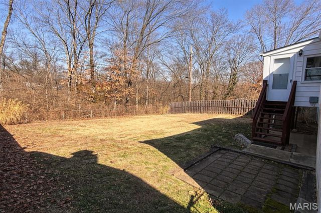 2341 Buller Drive, St Louis, MO 63114