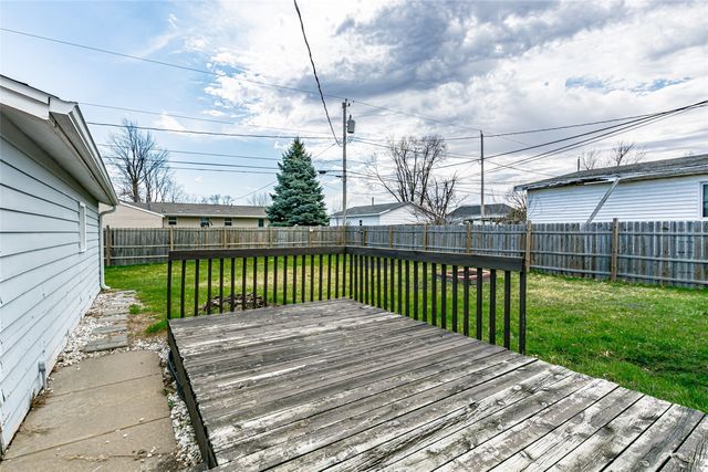 3015 4th Avenue, Marion, IA 52302