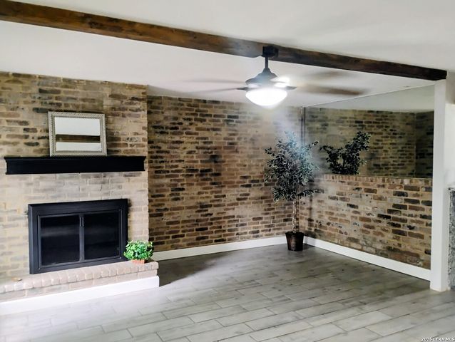 6750 PARADISE OAK DR, San Antonio, TX 78227