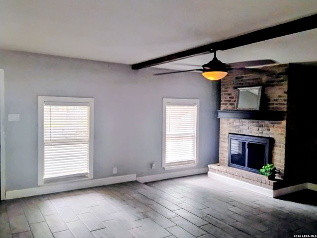 6750 PARADISE OAK DR, San Antonio, TX 78227