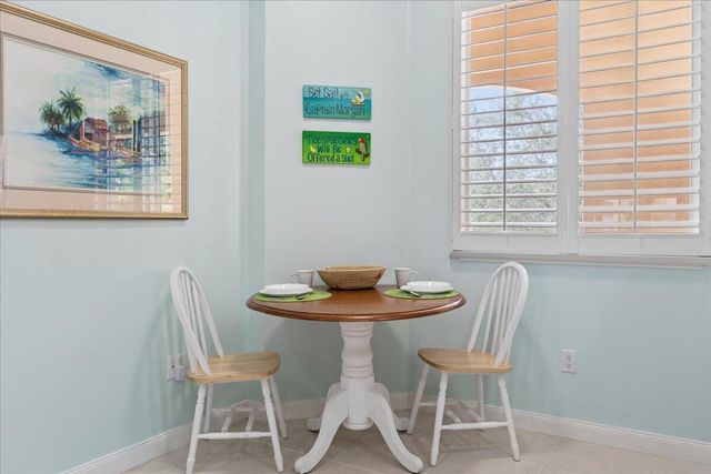 19 W Harbour Isle Dr Drive W 202, Fort Pierce, FL 34949