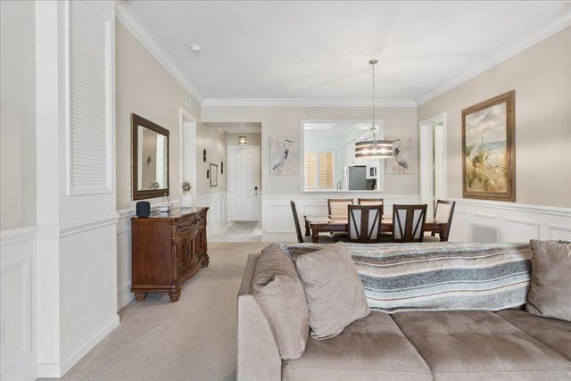 19 W Harbour Isle Dr Drive W 202, Fort Pierce, FL 34949