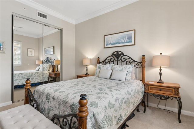 19 W Harbour Isle Dr Drive W 202, Fort Pierce, FL 34949