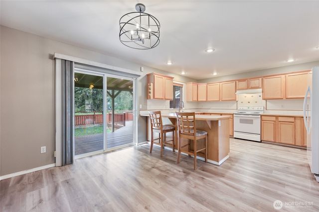 15811 90th Street SE, Yelm, WA 98597