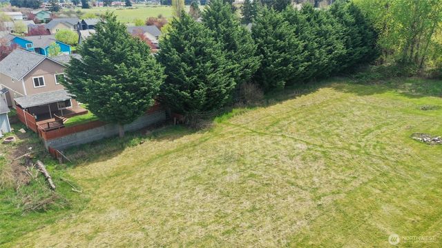 15811 90th Street SE, Yelm, WA 98597