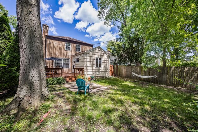 2314 Simpson Street, Evanston, IL 60201