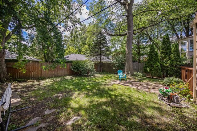 2314 Simpson Street, Evanston, IL 60201