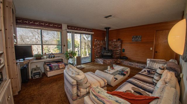 20105 Portero Drive, Redding, CA 96003