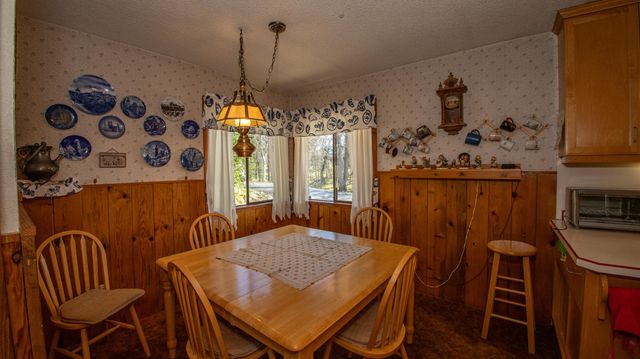 20105 Portero Drive, Redding, CA 96003