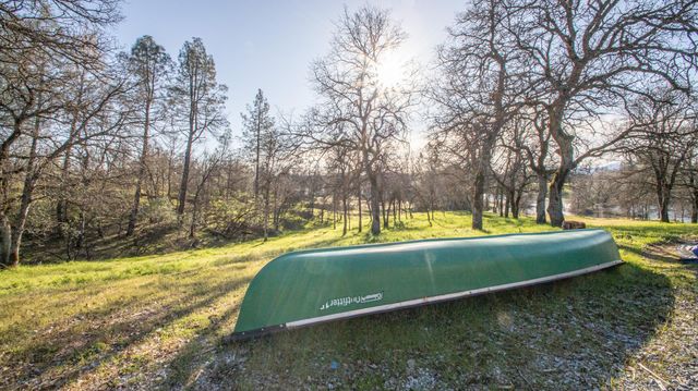 20105 Portero Drive, Redding, CA 96003