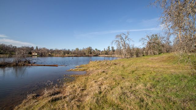 20105 Portero Drive, Redding, CA 96003