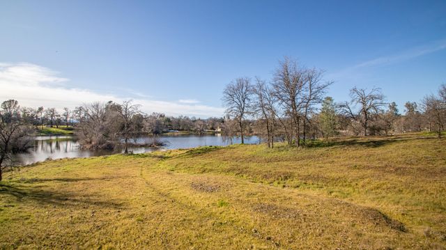 20105 Portero Drive, Redding, CA 96003