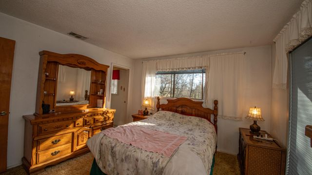 20105 Portero Drive, Redding, CA 96003