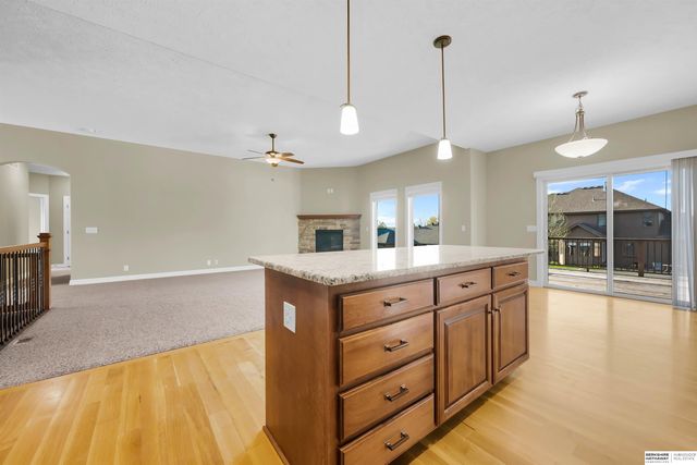 16564 Birch Avenue, Omaha, NE 68136