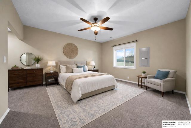 16564 Birch Avenue, Omaha, NE 68136