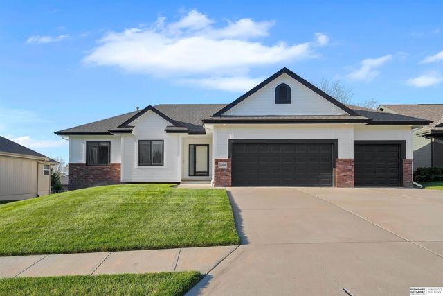 16564 Birch Avenue, Omaha, NE 68136