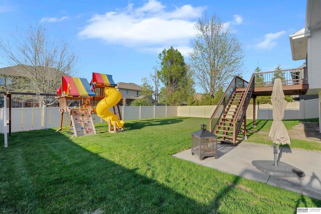 16564 Birch Avenue, Omaha, NE 68136