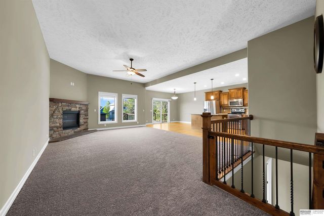 16564 Birch Avenue, Omaha, NE 68136