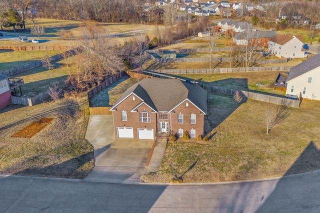 978 Granite Trail, Adams, TN 37010
