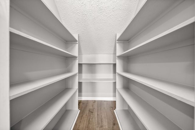 978 Granite Trail, Adams, TN 37010