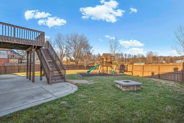 978 Granite Trail, Adams, TN 37010