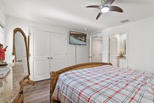 8756 103rd Avenue, Vero Beach, FL 32967