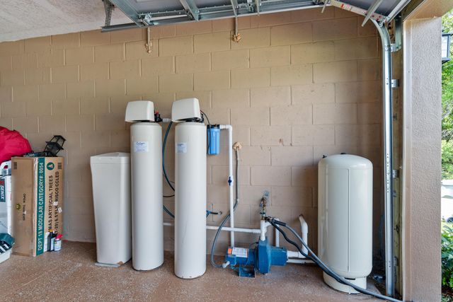 8756 103rd Avenue, Vero Beach, FL 32967