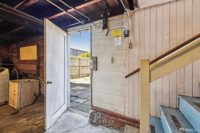 900 Madrid Street, San Francisco, CA 94112