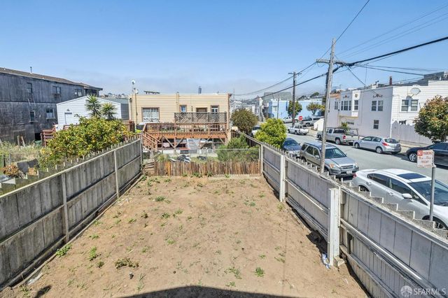 900 Madrid Street, San Francisco, CA 94112