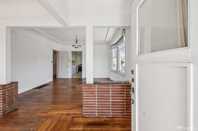 900 Madrid Street, San Francisco, CA 94112