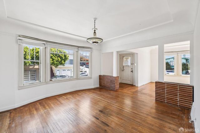 900 Madrid Street, San Francisco, CA 94112