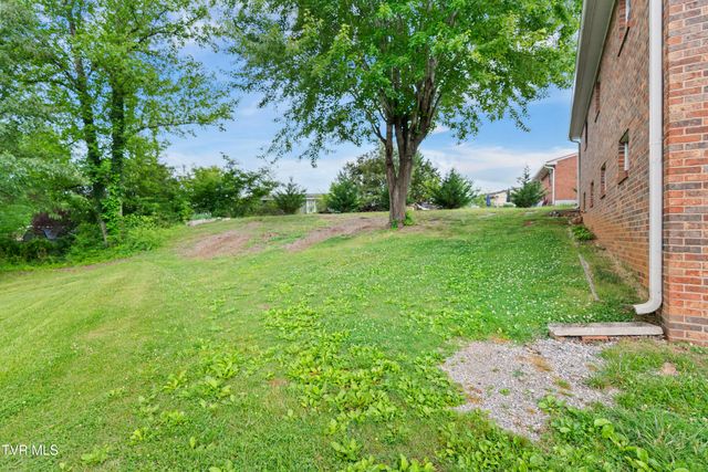121 York Drive, Greeneville, TN 37745