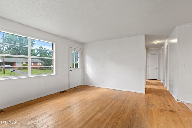 121 York Drive, Greeneville, TN 37745