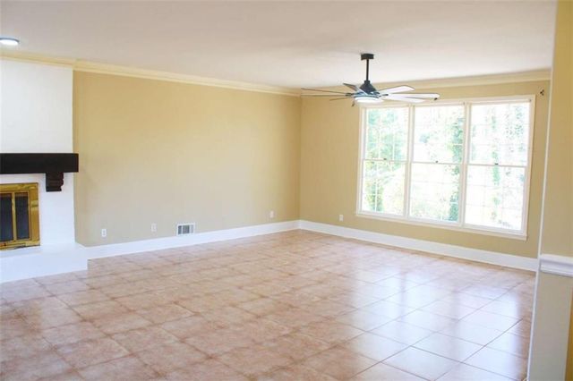 5943 Christopher Lane, Lithonia, GA 30058