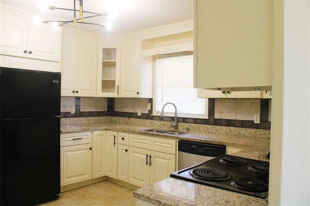 5943 Christopher Lane, Lithonia, GA 30058