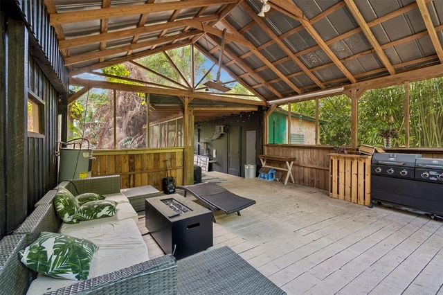 15311 MORRIS BRIDGE ROAD, Thonotosassa, FL 33592