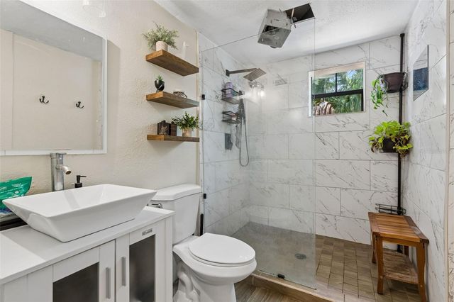 15311 MORRIS BRIDGE ROAD, Thonotosassa, FL 33592