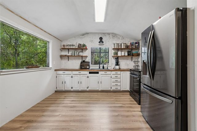 15311 MORRIS BRIDGE ROAD, Thonotosassa, FL 33592