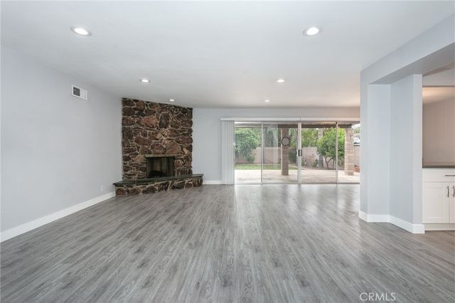 6631 Nagle Avenue, Van Nuys, CA 91401
