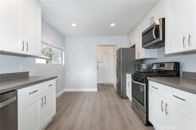 6631 Nagle Avenue, Van Nuys, CA 91401