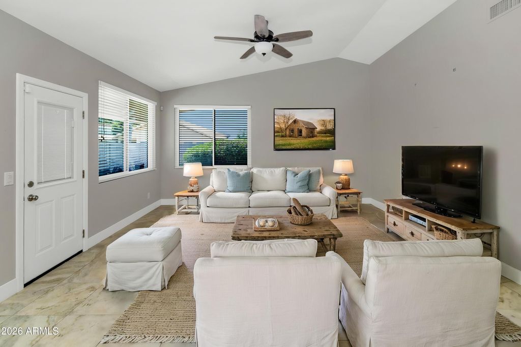 9849 W YUKON Drive, Peoria, AZ 85382 — photo 4